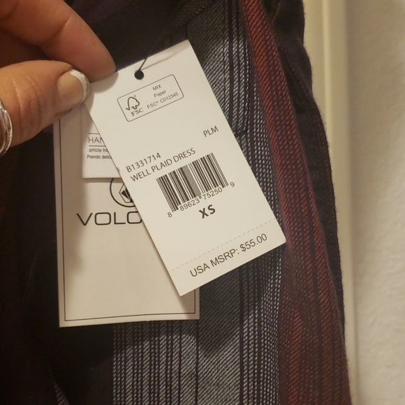 Volcom shirt dress - Picture 3 of 6
